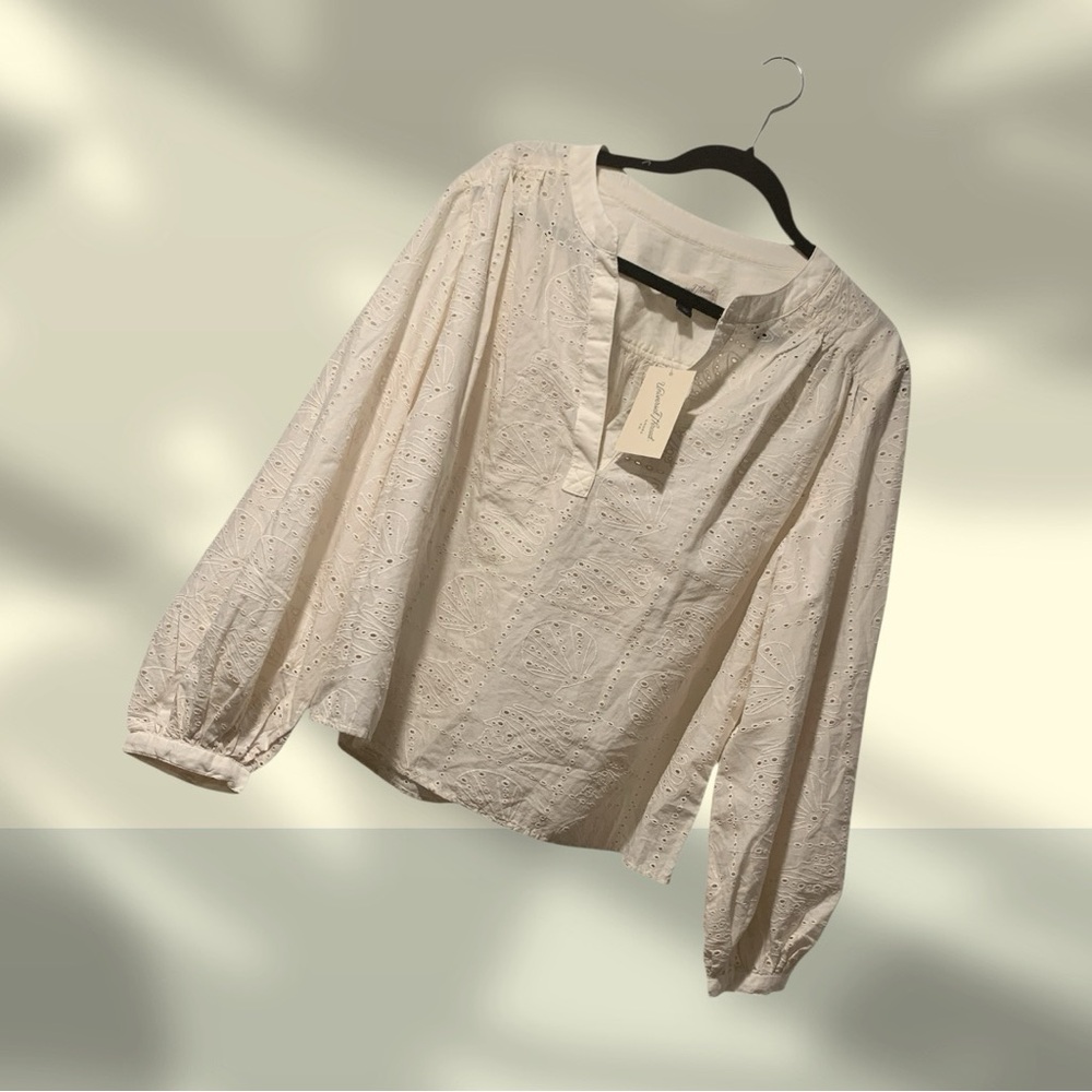 Universal Thread Cream Eyelet Blouse